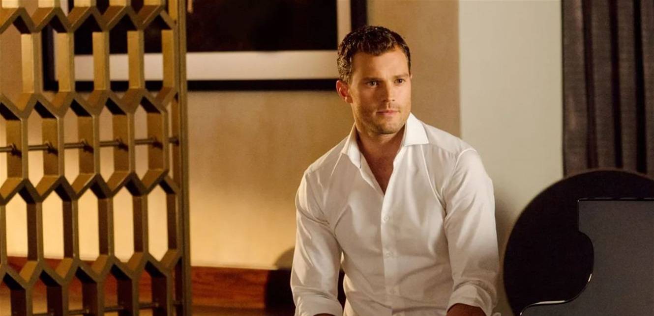 بطل "Fifty Shades of Gray" ينجو من موت محتّم!