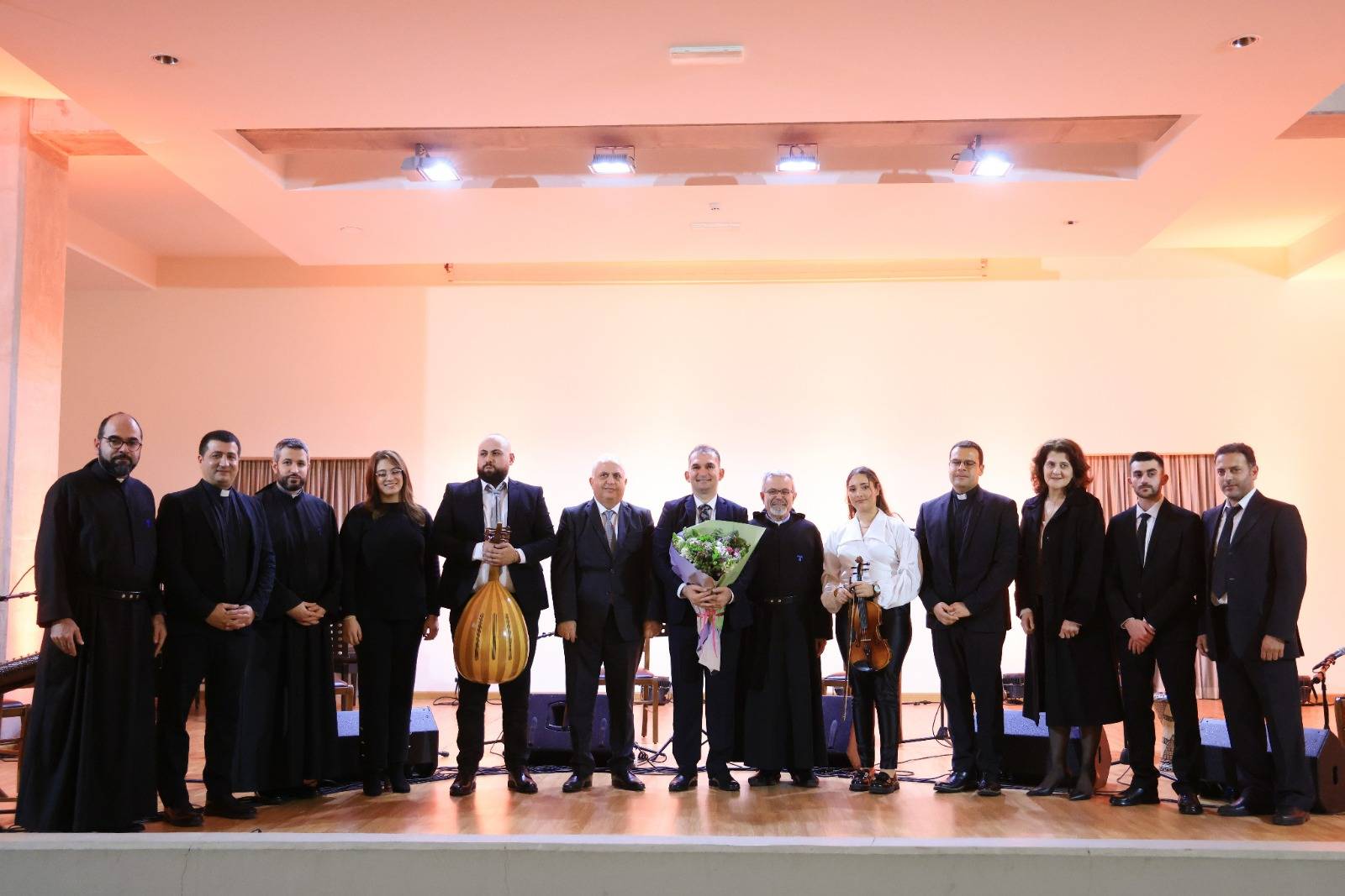 الجامعة الانطونية تحيي أمسية موسيقية من التقاليد العربية