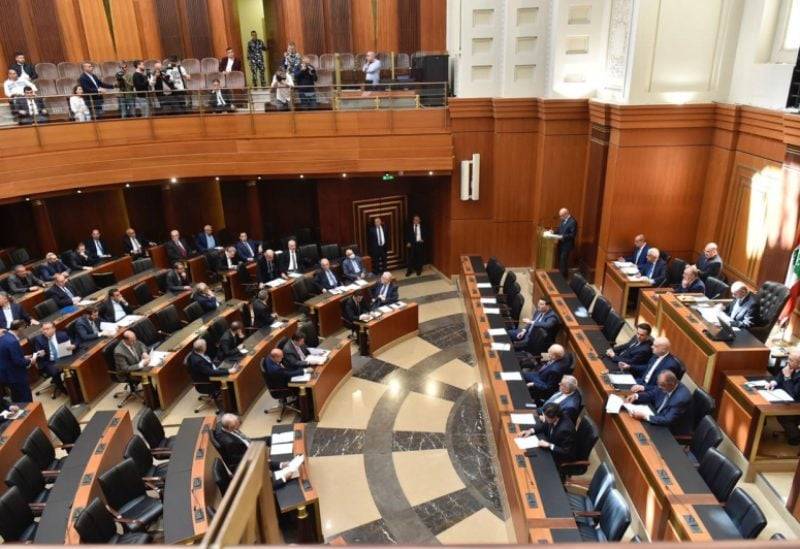 الجلسة النيابية تستأنف ... وبري للنواب: قلصوا كلماتكم