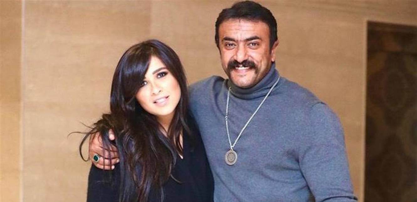 أحمد العوضي يخرج عن صمته ويعلق على زيارة ياسمين عبد العزيز له في المستشفى
