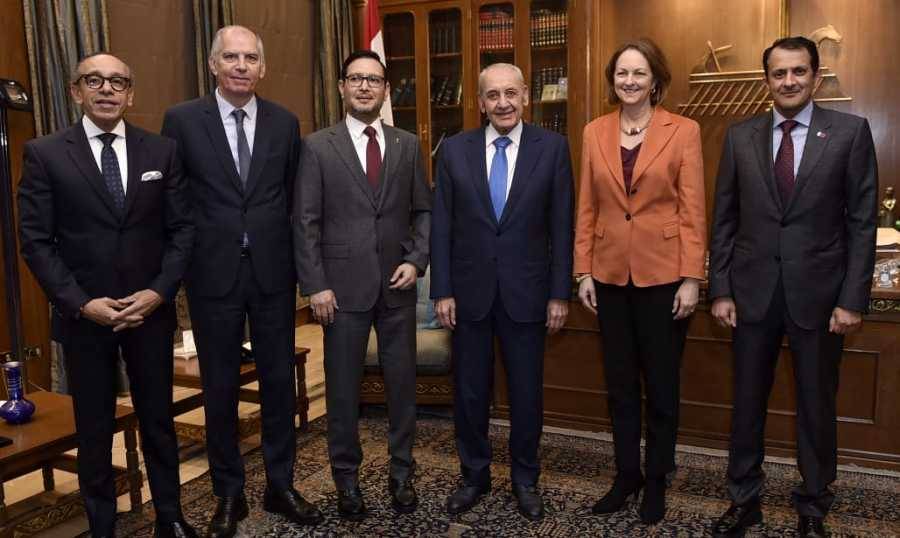 بري اجتمع مع سفراء "الخماسيّة":
موقف مُوحّد... واجتماع مُفيد وواعد