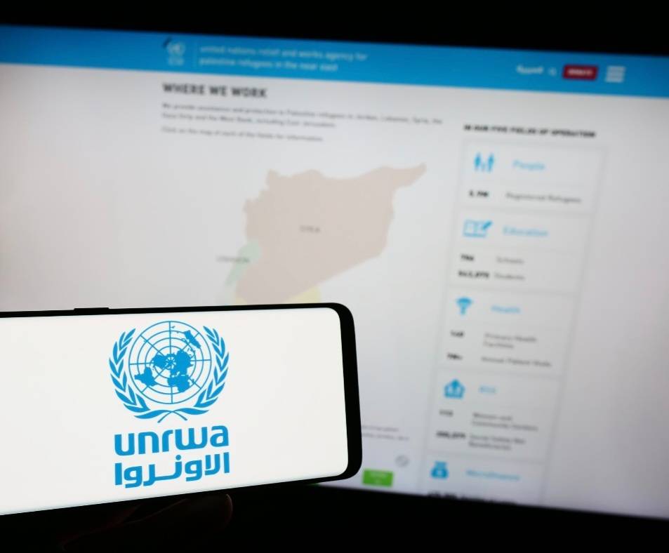 فرنسا تعلق مساعداتها للأونروا.. وتطالب بإجراءات حازمة