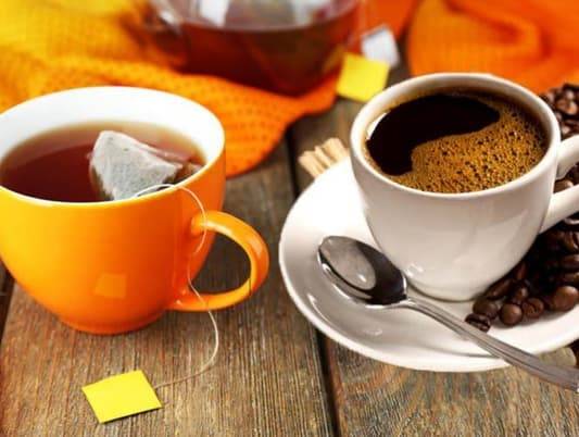 لهذه الأسباب عليكم استبدال القهوة بالشاي صباحا