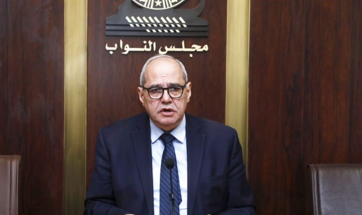 خلف: نحن في حالة انقلابيّة
والتصدّي لها بمواجهة مدنيّة