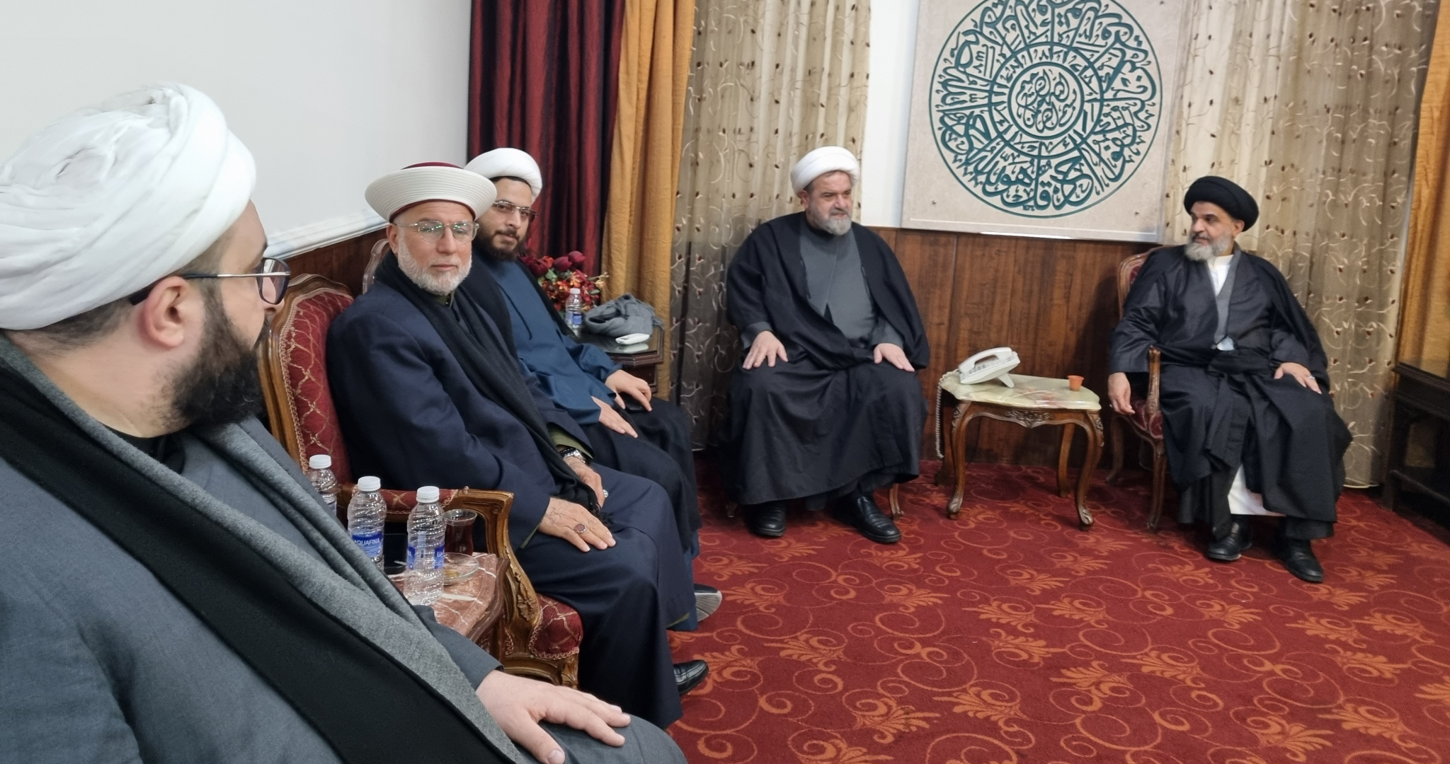 "المقاومة حريّة الوطن وكرامته"
مفتي صور: لإيجاد السبل السريعة لإنصاف
أصحاب المطالب دون اللجوء للإضراب