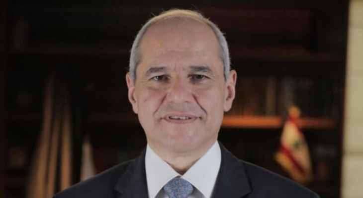 خلف: لننتخب رئيساً يكون رمزاً لوحدة البلاد