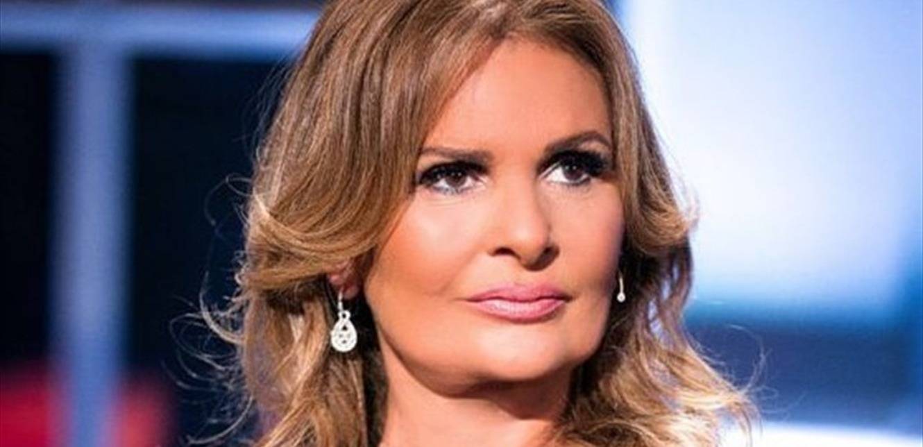 هجوم جديد على يسرا: "فلتراجع نفسها"!