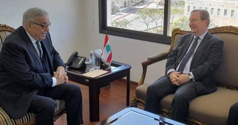 سلّم كاول مذكرة احتجاج لزيارة كاميرون الى بيروت
بو حبيب: لن نقبل تراجع  
حزب الله الى ما وراء الليطاني