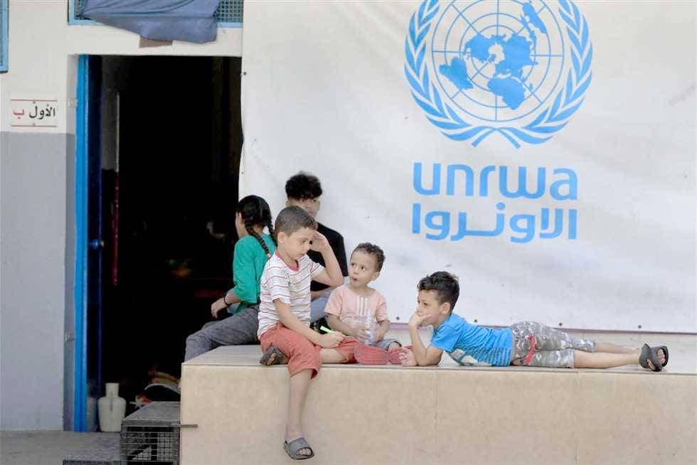دعوات لوقف حملة تشويه «الأونروا» ... لازاريني: الوكالة تدفع ثمن رفع صوتها
المرصد الأورومتوسطي لحقوق الإنسان: تآمر واشتراك في جريمة الإبادة الجماعيّة