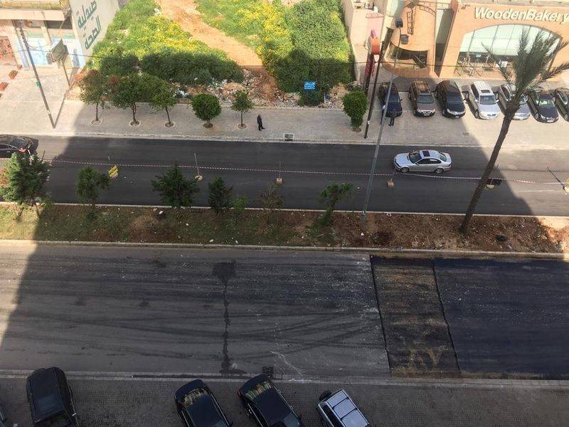 شوارع طرابلس المحفّرة مصيدة سيارات:
من يهمل طرابلس ولماذا يغيب التأهيل عنها؟