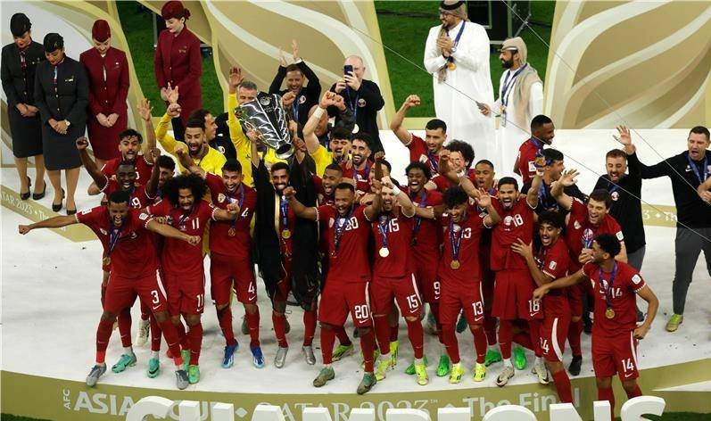 قطر تحتفظ بلقب بطولة أمم آسيا