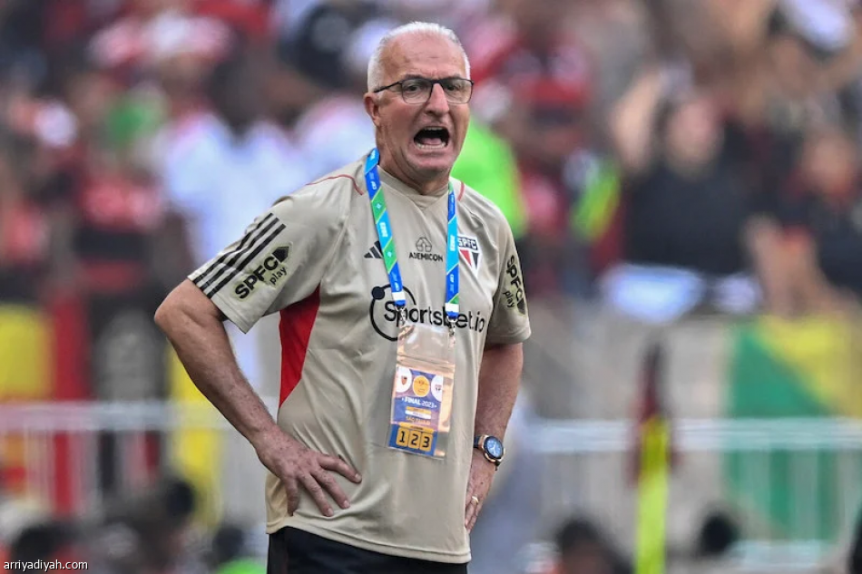مدرب البرازيل يبدأ خطة الإصلاح من الريال وبرشلونة