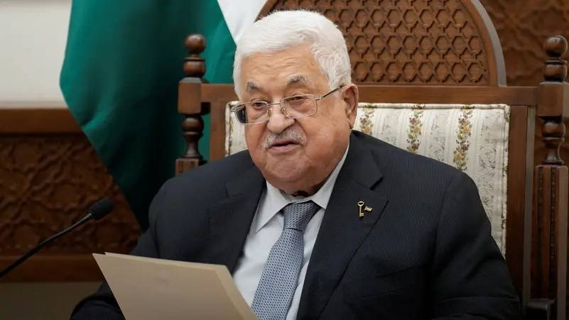 تفادياً لكارثة أخرى... عباس يطالب حماس بالإسراع في إنجاز صفقة تبادل مع "إسرائيل"
