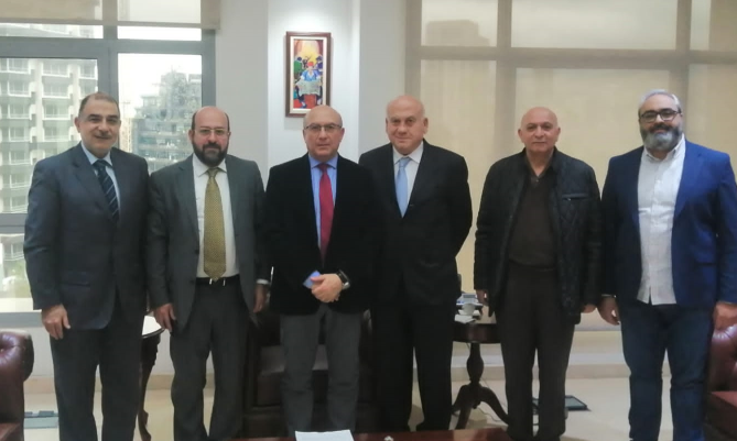 نقيب الأطباء: جاهزون
لكلّ السيناريوهات المحتملة