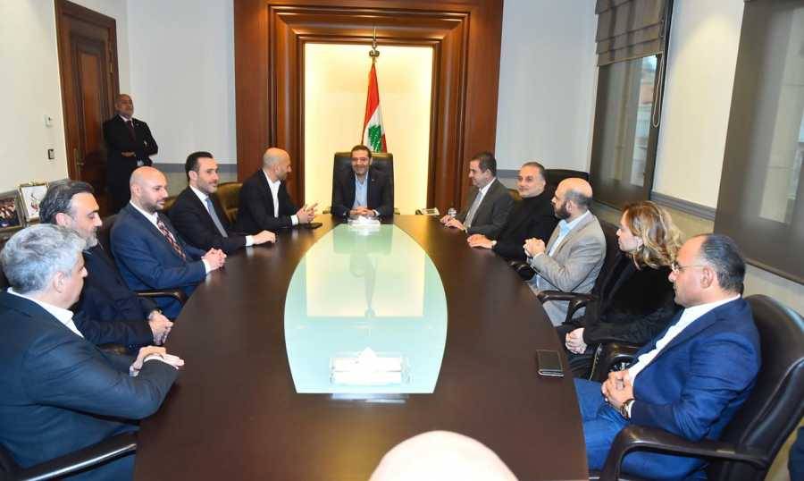 وفد جمعية الـ "فرانشايز" تُطلع الحريري
على "القوانين المثقلة بالضرائب"