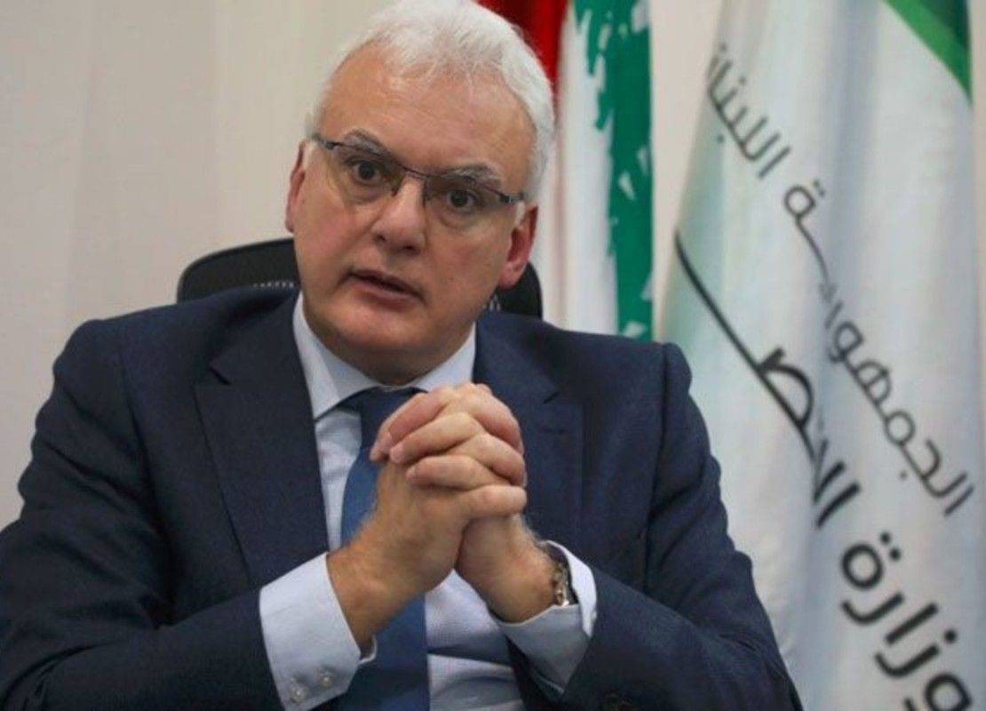 خطوط الهاتف الخليوي يمكن التنصت اليها او ملاحقة صاحبه

القرم يطمئن إلى سلامة "الاتصالات" من التنصّت... ولكن

أما عقد موظفي "الخليوي" فإلى مجلس الوزراء الأسبوع المقبل
