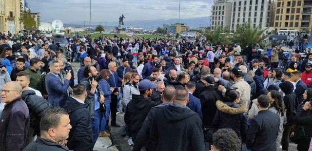 سيناريوهان للغز الموقف السعودي من حركة الحريري في ذكرى استشهاد والده
الإمارات شجّعت ودعمت تظهير مشهد حضوره السياسي والشعبي؟!!