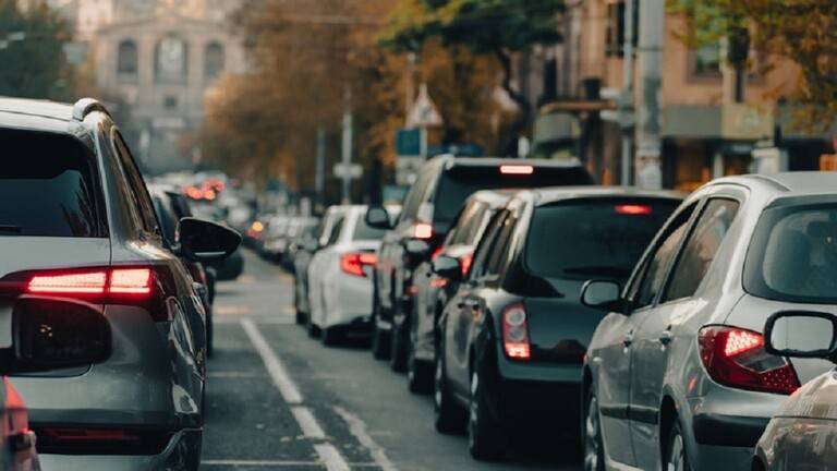 تويوتا: السيارات الكهربائية لن تهيمن على السوق العالمية أبدا