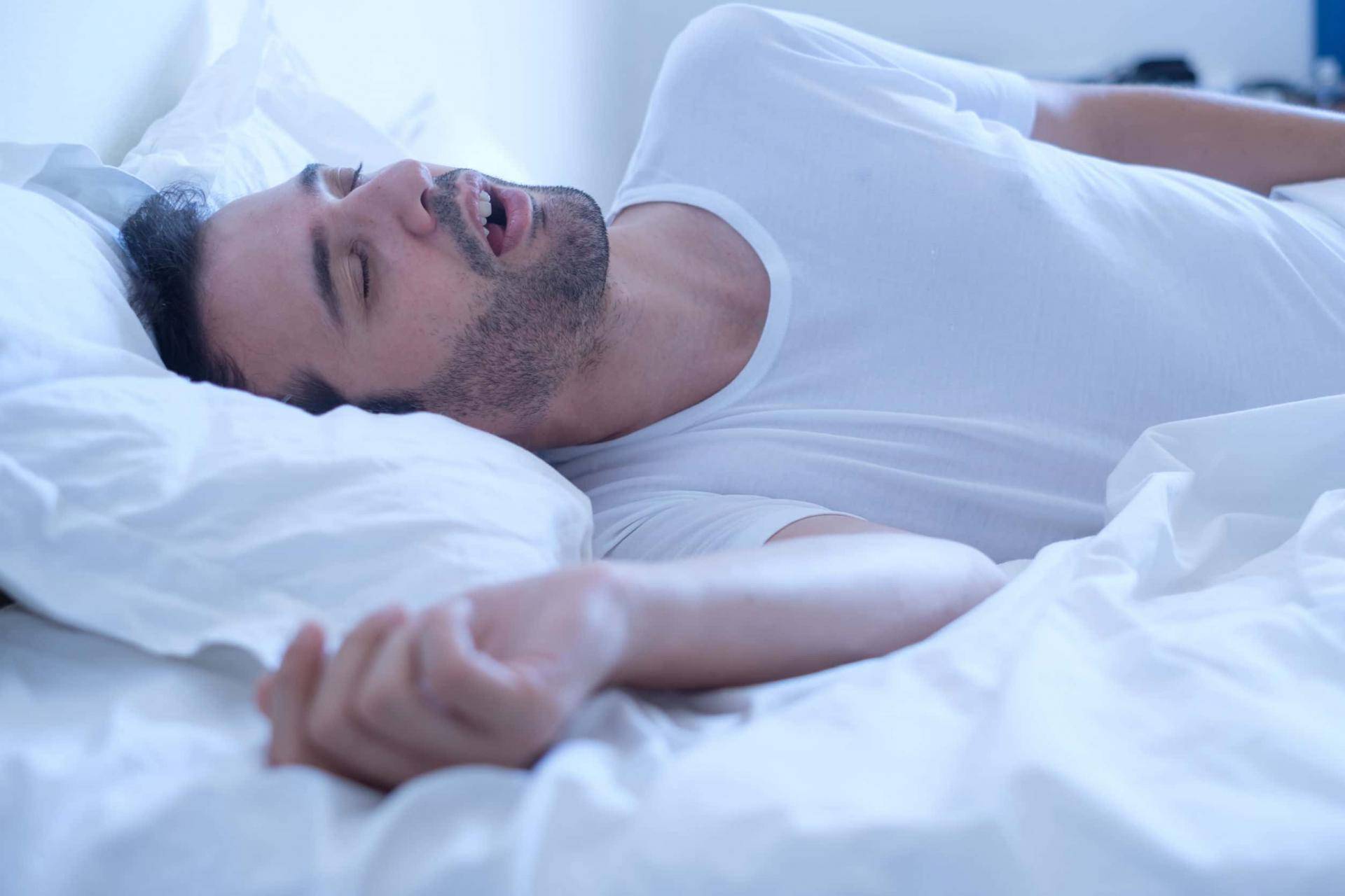 كيف تُشير طريقة استيقاظك إلى وجود مشكلة صحيّة خطرة؟