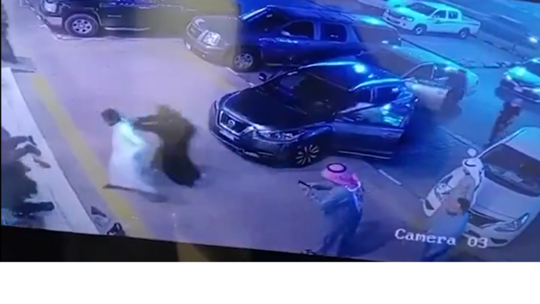 امرأة تتسبب بكارثة خلال تعلمها القيادة في السعودية
