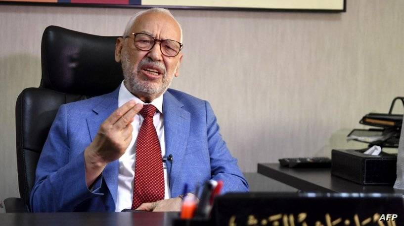 الغنوشي يبدأ إضرابا عن الطعام