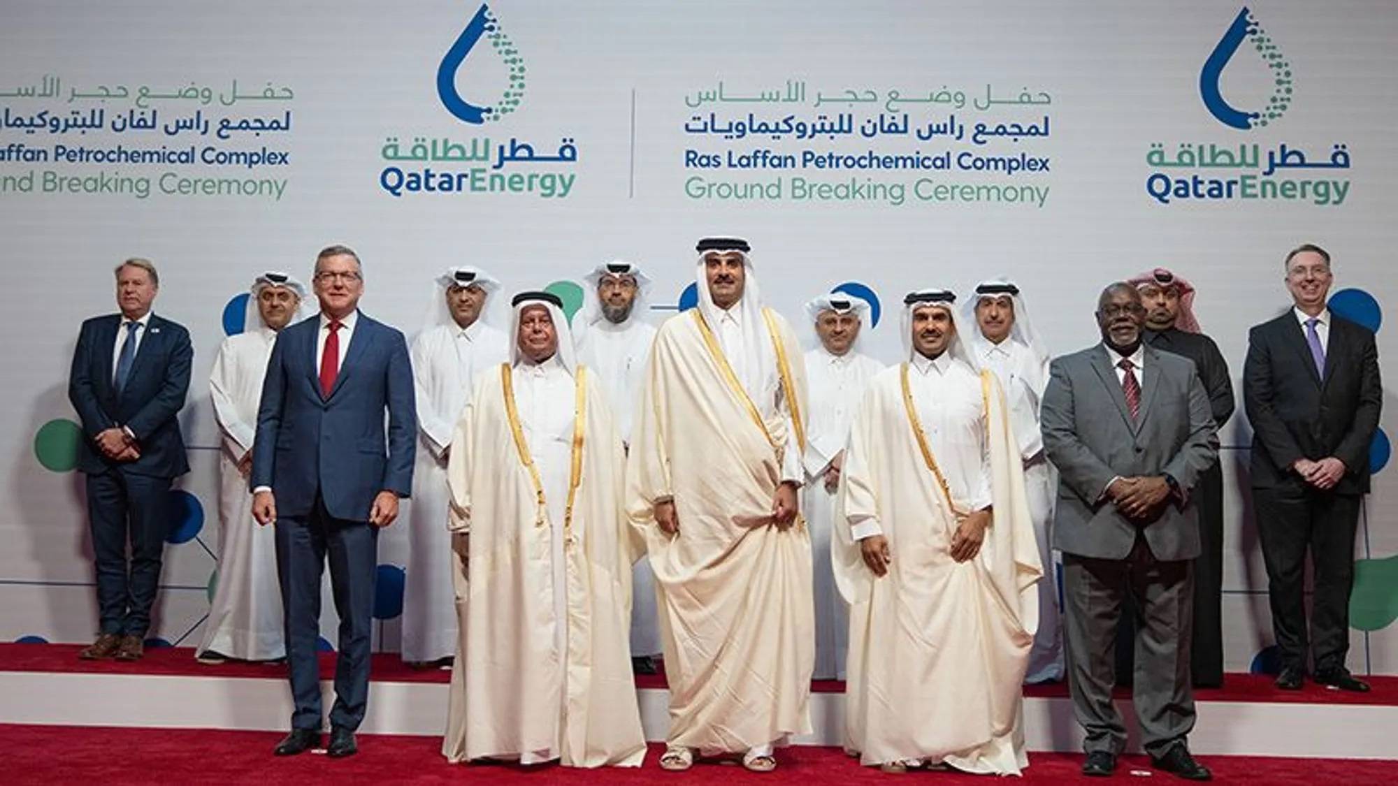 قطر تضع حجر الأساس لمشروع مجمع راس لفان للبتروكيماويات