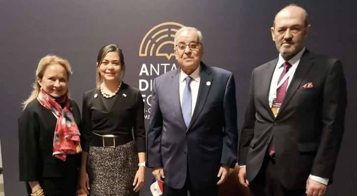 شارك في افتتاح منتدى أنطاليا الدبلوماسي.. وعقد سلسلة لقاءات
بوحبيب: مستعدّون للحرب إذا فُرضت علينا
...والحكومة تتشاور مع حزب الله