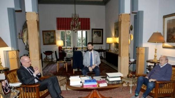 سفير ألمانيا عرض التطوّرات مع جنبلاط
باسيل: لمراجعة موقف الاتحاد الأوروبي من ملف النازحين