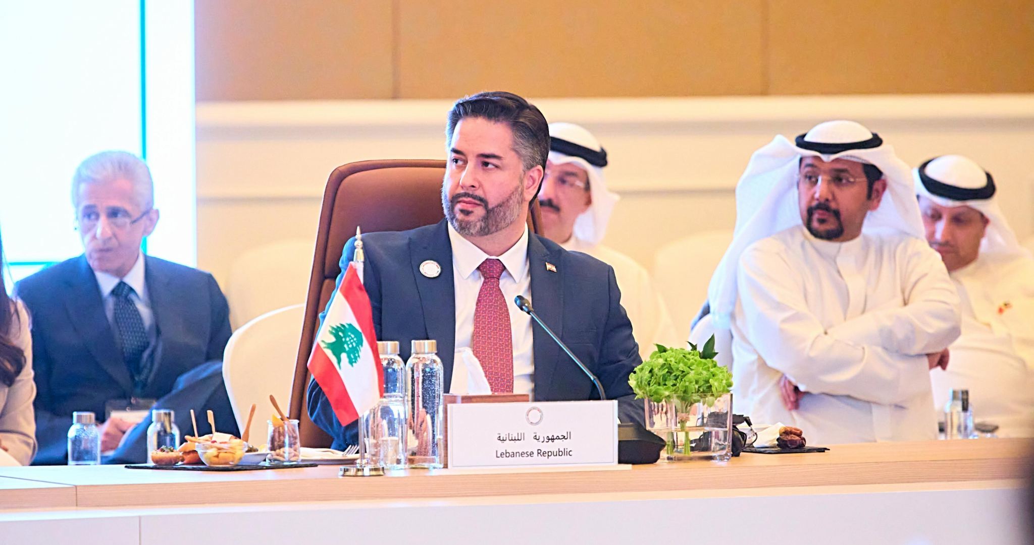 أمين سلام في السعودية للمشاركة في الاجتماع

لوزراء التجارة لمؤتمر المنظمة العالمية