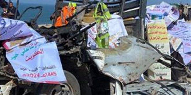 مجزرة جديدة.. الاحتلال يقصف شاحنة مساعدات في دير البلح!