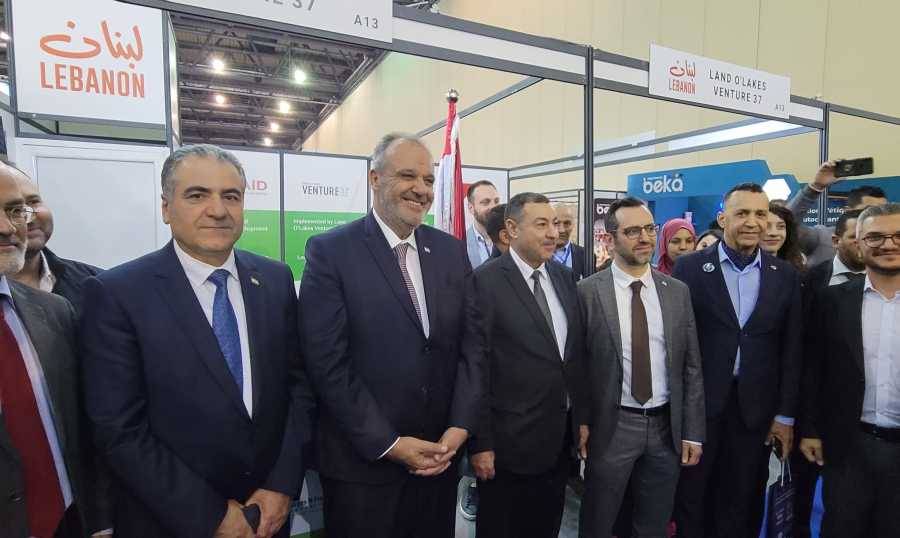 بوشكيان من الجزائر: العلاقات واعدة

واستثمار نقاط القوة يؤمّن مصلحة البلدين