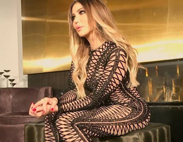 بعد تعرض منزلها للحريق
رسالة من مي حريري لتركي آل الشيخ