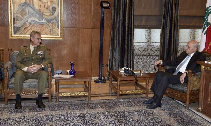 قائد اليونيفيل تابع المستجدات
الميدانيّة مع بري وميقاتي