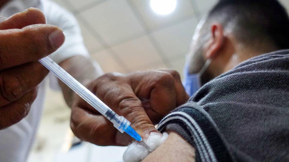 ألماني يتلقى 217 جرعة من لقاح كوفيد