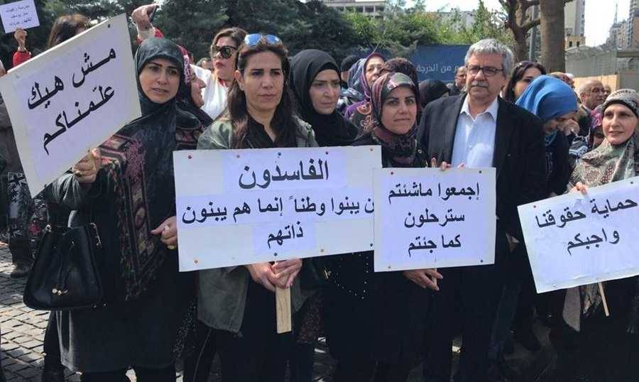 موظفو الإدارة العامة يُمدّدون تعليق الإضراب