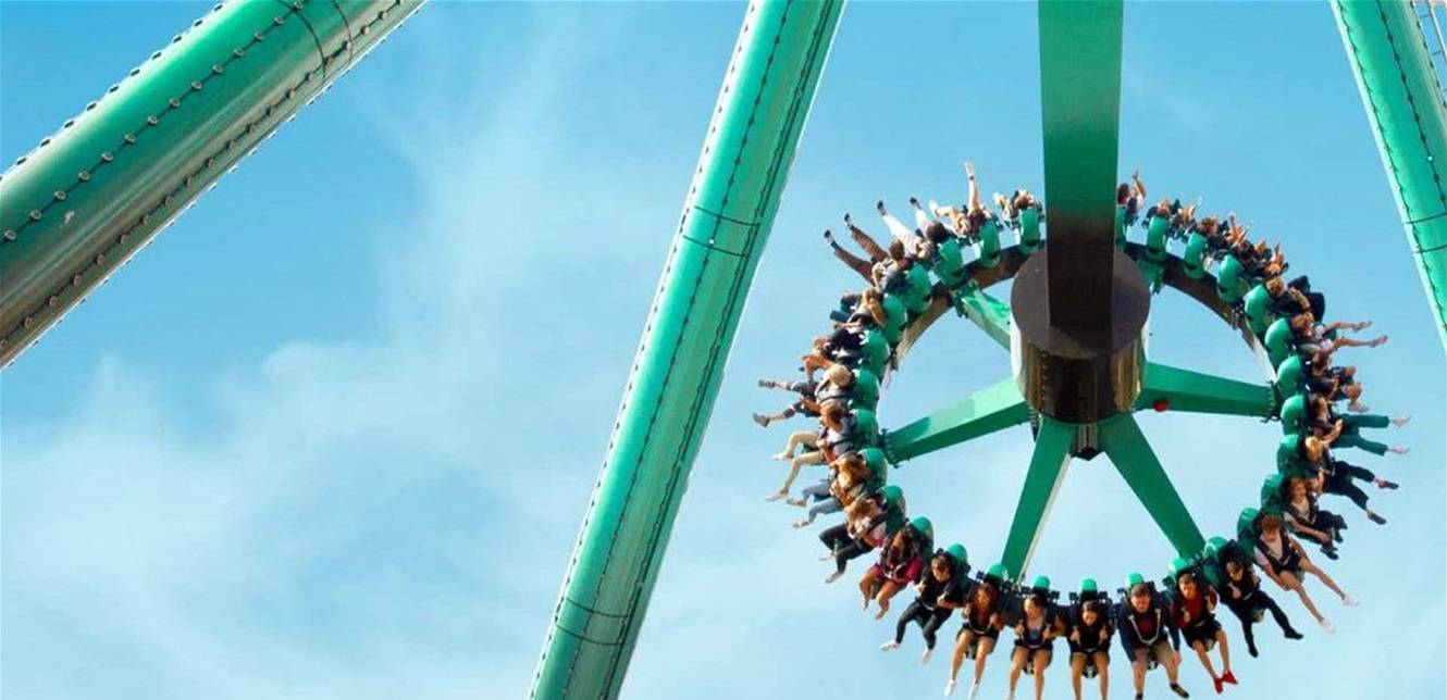 النتيجة كارثية.. شقيقتان سقطتا من لعبة في مدينة الملاهي