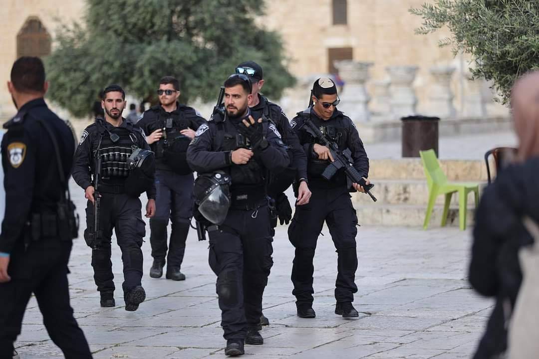 إنتشار أمني مكّثف لشرطة الإحتلال في محيط المسجد الأقصى