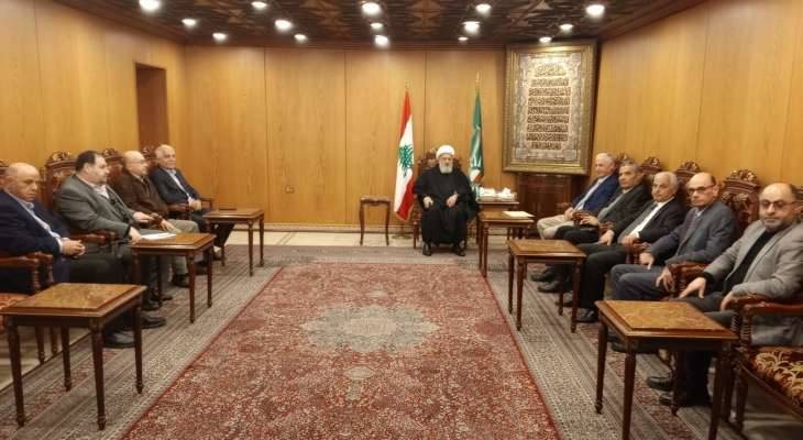 الخطيب: المودعون أصحاب قضيّة محقة
ونطالب باستعادتهم لحقوقهم