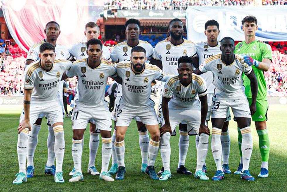 ريال مدريد يجهز مفاجأة مدوية
لمانشستر سيتي في قمة أبطال أوروبا