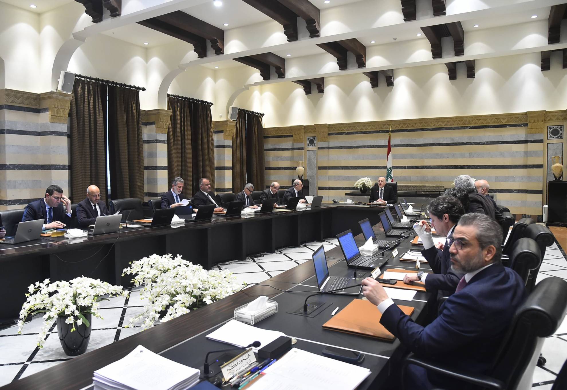 مجلس الوزراء طلب مزيدا من الدرس لملف خفراء الجمارك