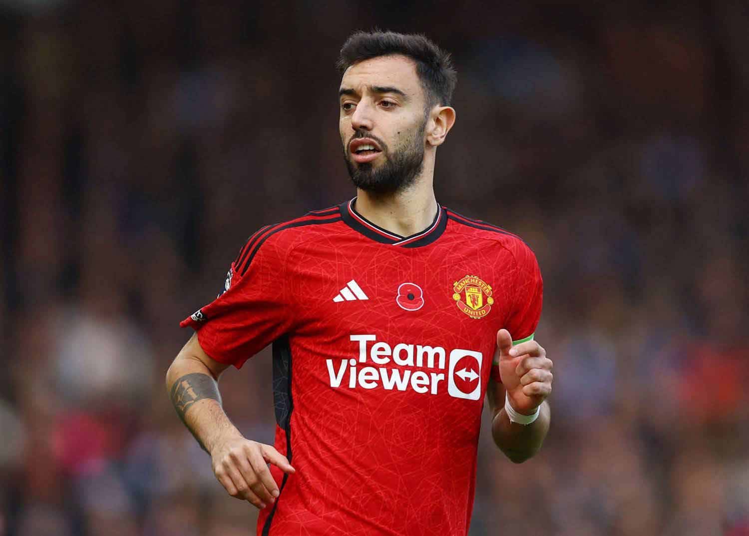 برونو فرنانديز قلب دفاع...
هكذا تعرض كلوب للخداع