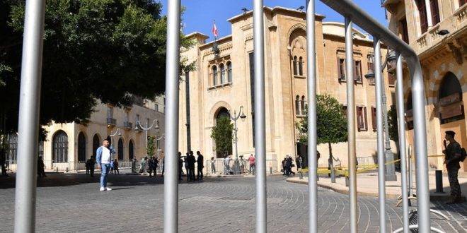 “فرعية الإدارة والعدل” تدرس قوانين القضاء الاداري