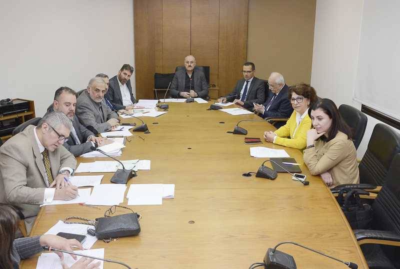 لجنة فرعية تتابع درس تشكيل هيئة لنظام التغطية الصحية الشاملة