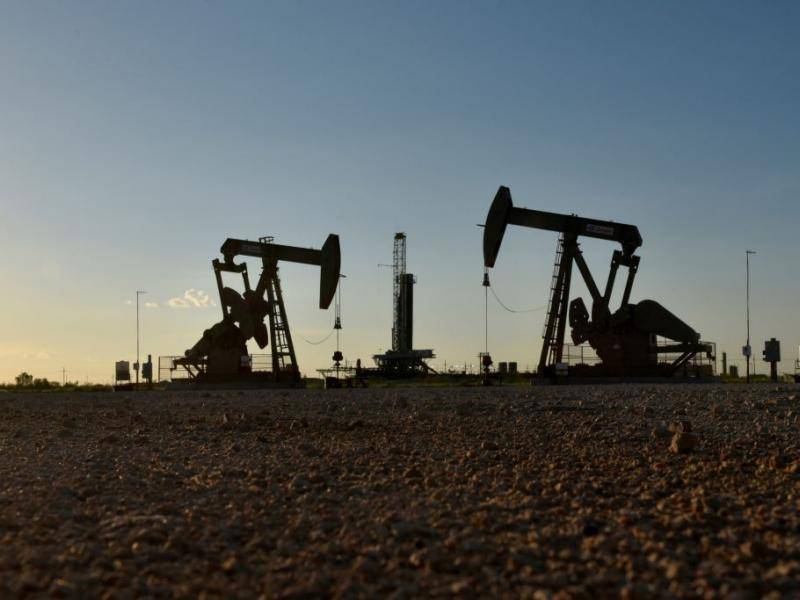 إستقرار أسعار النفط مع ترقب الأسواق لتطور الأحداث الجيوسياسية
