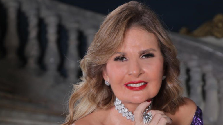يسرا تكشف عن أول حب في حياتها