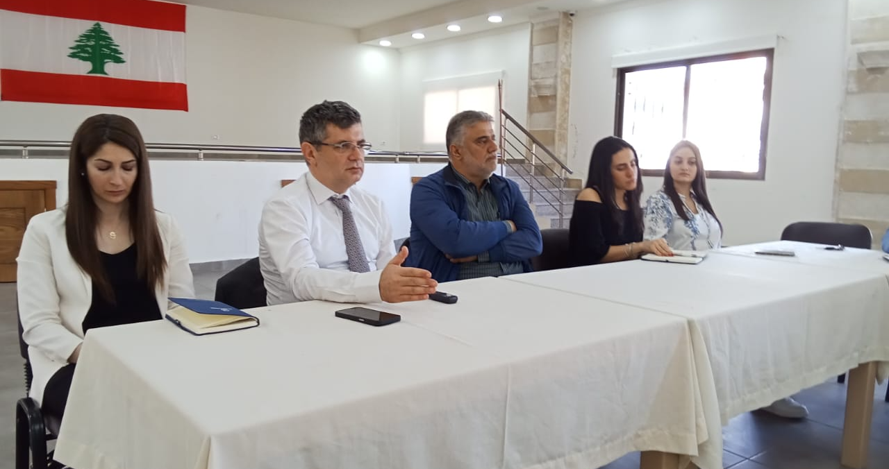 اجتماع في بلدية سبلين حول بناء طاقة

شمسية للمعمل بقدرة 20 ميغاوات
