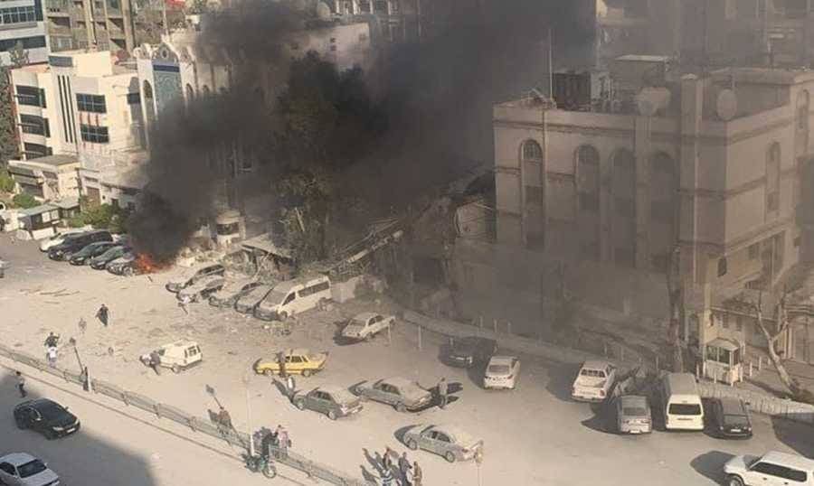 7 شهداء من قادة الحرس الثوري بعدوان "اسرائيلي" قرب السفارة الإيرانية في دمشق