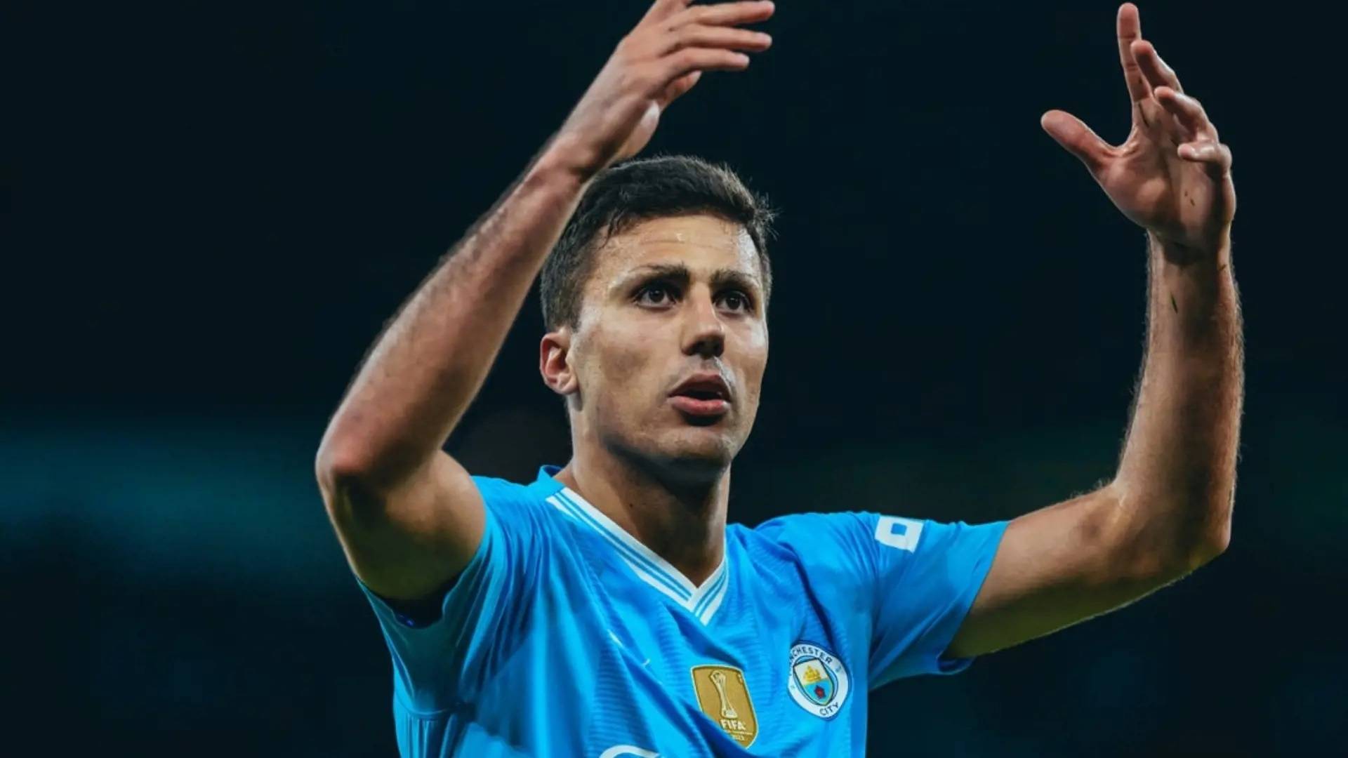 النجاحات تتوالى لرجل نهائي دوري الأبطال 2023... رودري يكتب التاريخ بإنجاز غير مسبوق في "البريميرليغ"