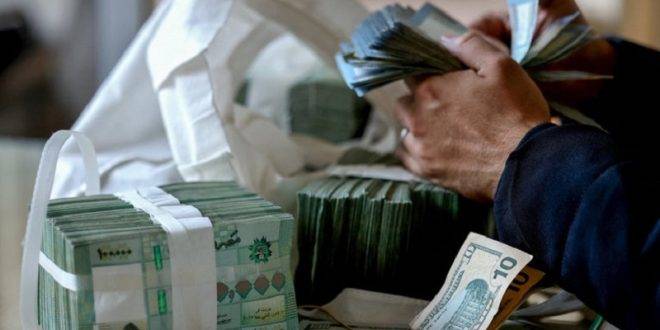 “تجمع العمال”: لتصحيح الرواتب وتحسين الأجور