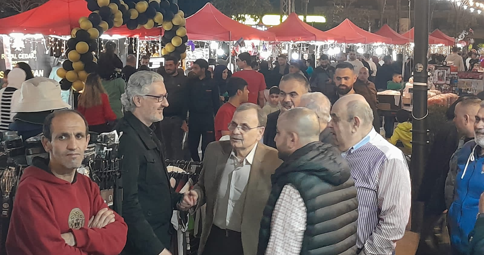 البزري جال في أسواق صيدا:
مُستمرّون في التحدّي وكسب لقمة العيش
